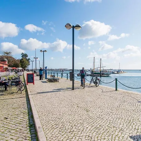 Charming Townhouse With Aircon Only 500m From The Marina And The Typical Market Tatil Evi *